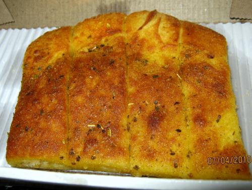 Toasted Garlic Bread With Butter